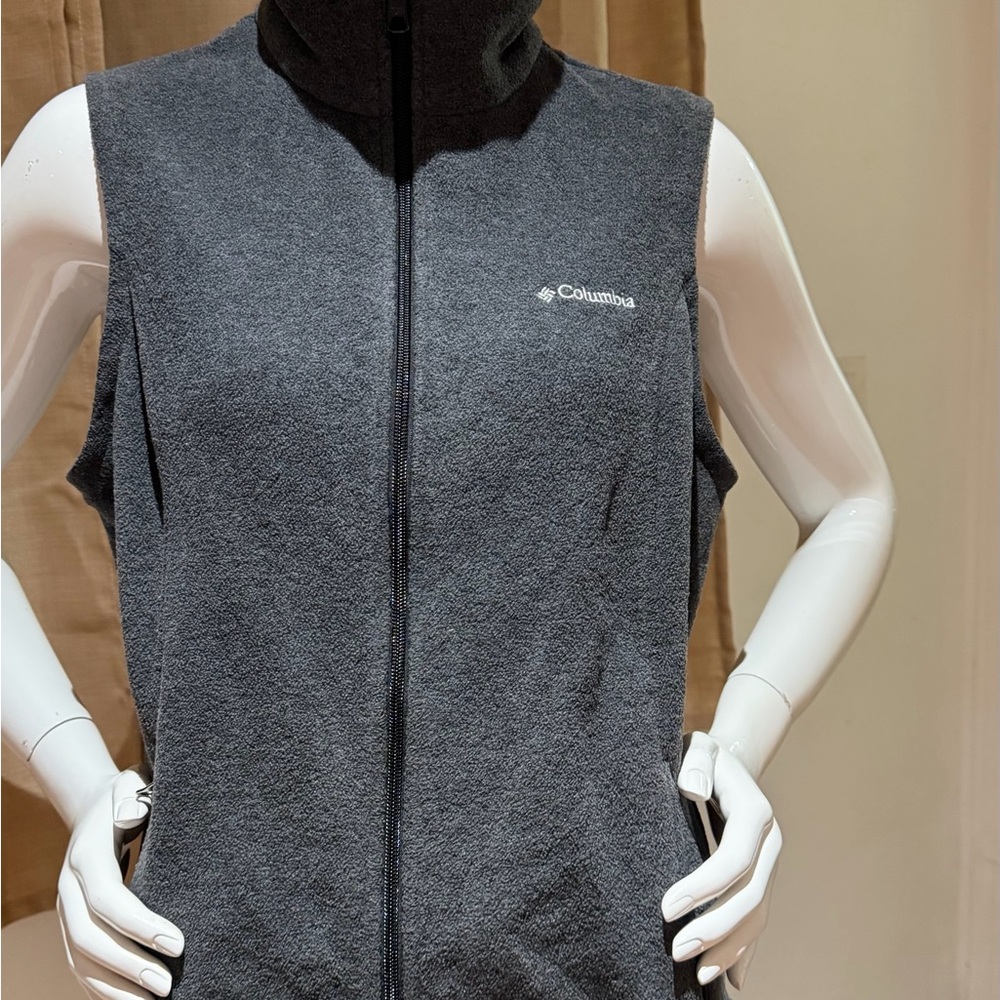 Columbia Charcoal Sleeveless Fleece